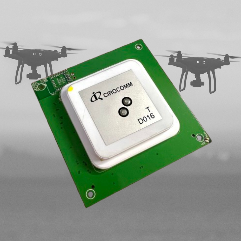 デュアルバンド GNSS スマートアンテナモジュール